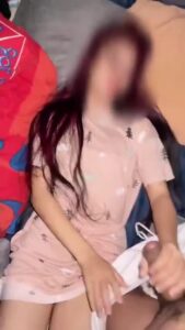 คลิปหลุด เย็ดสดสาวผิวขาวนมใหญ่ หีฉ่ำน้ำโดนแฟนควยใหญ่ซอยหีแรงแตกในคาหี