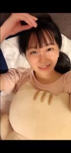 สาวจีนตัวเล็กหีฟิต โดนควยใหญ่ยัดสดซอยหีกระแทกยับจนน้ำแตกคาหี
