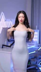 สาวหุ่นเป๊ะผิวขาวเงี่ยนจัด นั่งกระแทกหีด้วยนิ้วยาวๆ รูดเย็ดแรงจนน้ำเงี่ยนไหลทะลัก